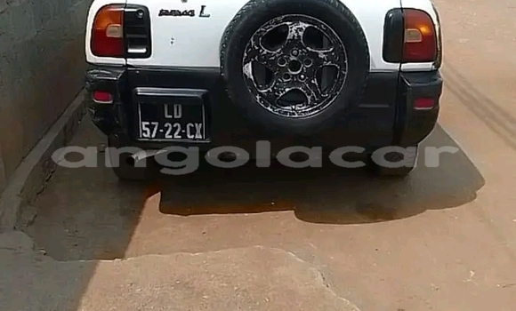 Acheter Occasion Voiture Toyota RAV4 Blanc à Camabatela, Uige Acheter Occasion Voiture Toyota RAV4 Blanc à Camabatela, Uige