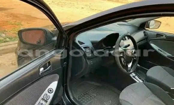 Comprar Usado Hyundai Accent Prata Carro em Luena em Moxico Comprar Usado Hyundai Accent Prata Carro em Luena em Moxico