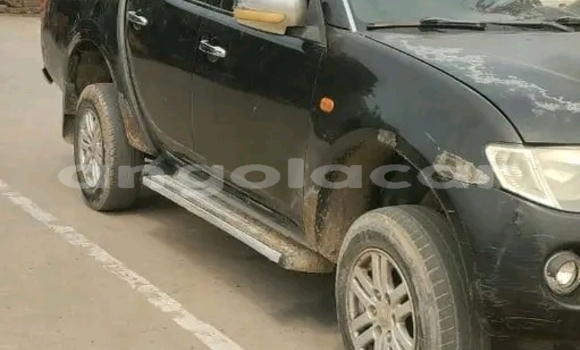 Comprar Usado Mitsubishi L200 Prata Carro em Camacupa em Bie Comprar Usado Mitsubishi L200 Prata Carro em Camacupa em Bie