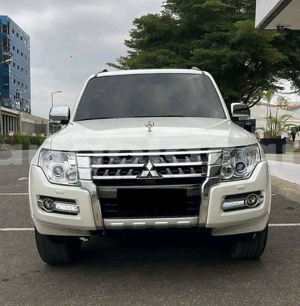 Big with watermark mitsubishi pajero bengo province import dubai 38668