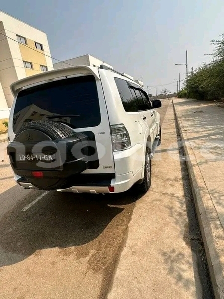 Big with watermark mitsubishi pajero zaire n zeto 38670