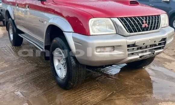 Buy Used Mitsubishi L200 Red Car in Luanda in Luanda Province