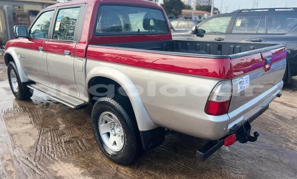 Acheter Occasion Voiture Mitsubishi L200 Rouge à Luanda, Province de Luanda Acheter Occasion Voiture Mitsubishi L200 Rouge à Luanda, Province de Luanda