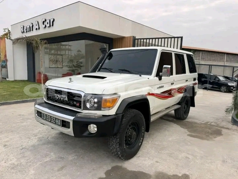 Big with watermark toyota land cruiser luanda province luanda 38706