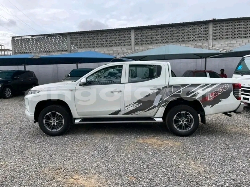 Big with watermark mitsubishi l200 luanda province luanda 38710