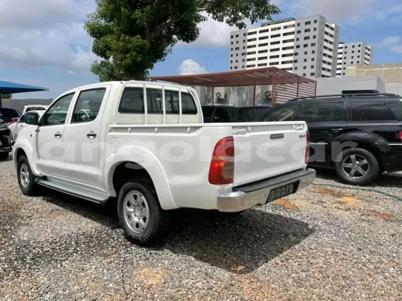 Big with watermark toyota hilux luanda province luanda 38712