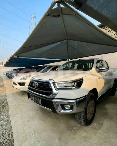 Big with watermark toyota hilux luanda province luanda 38716