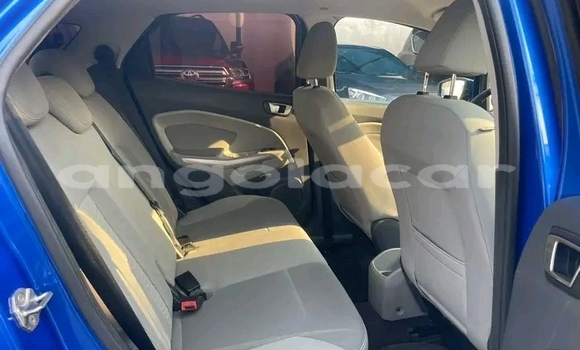 Acheter Occasion Voiture Ford Escape Bleu à Luanda, Province de Luanda Acheter Occasion Voiture Ford Escape Bleu à Luanda, Province de Luanda