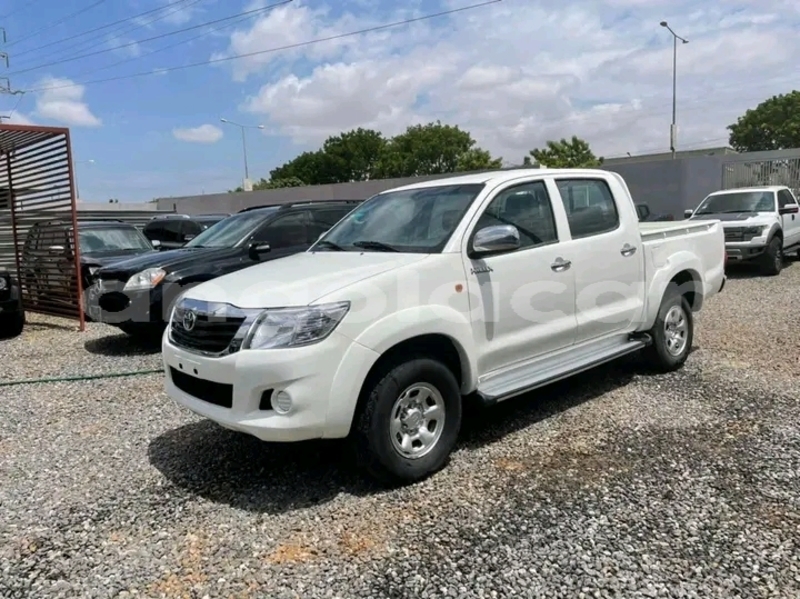 Big with watermark toyota hilux luanda province luanda 38743