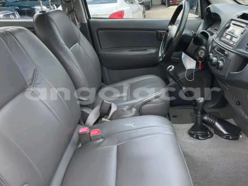 Big with watermark toyota hilux luanda province luanda 38743