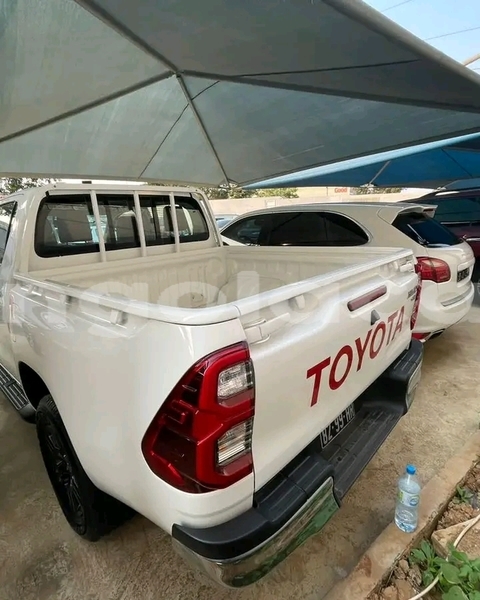 Big with watermark toyota hilux surf luanda province luanda 38745