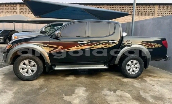 Buy Used Mitsubishi L200 Black Car in Luanda in Luanda Province Buy Used Mitsubishi L200 Black Car in Luanda in Luanda Province