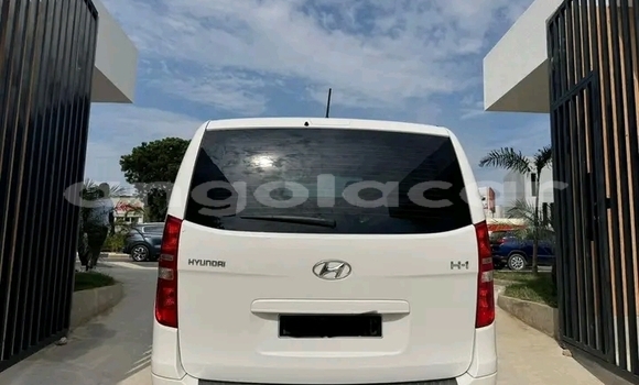 Acheter Occasion Voiture Hyundai H1 Blanc à Luanda, Province de Luanda Acheter Occasion Voiture Hyundai H1 Blanc à Luanda, Province de Luanda