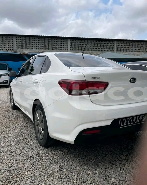 Big with watermark kia rio luanda province luanda 38773