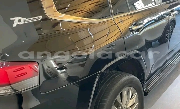 Buy Used Toyota Land Cruiser Black Car in Luanda in Luanda Province Buy Used Toyota Land Cruiser Black Car in Luanda in Luanda Province