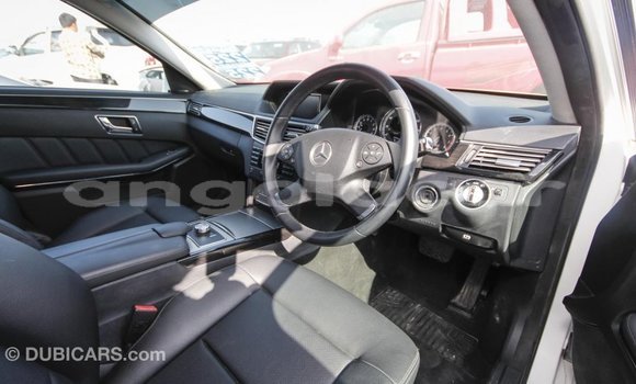 Comprar Importar Mercedes-Benz 200 Branco Carro em Import - Dubai em Bengo Province Comprar Importar Mercedes-Benz 200 Branco Carro em Import - Dubai em Bengo Province