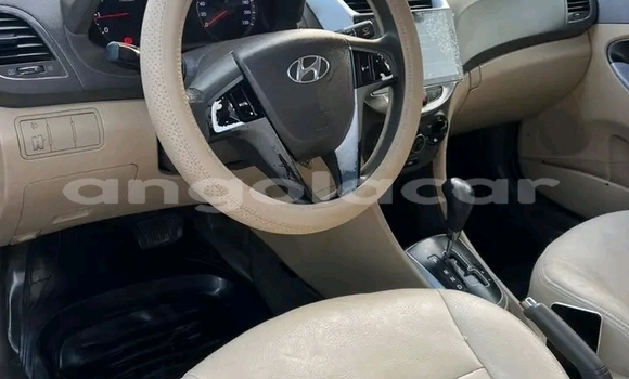 Comprar Usado Hyundai Accent Preto Carro em Luanda em Luanda Province Comprar Usado Hyundai Accent Preto Carro em Luanda em Luanda Province