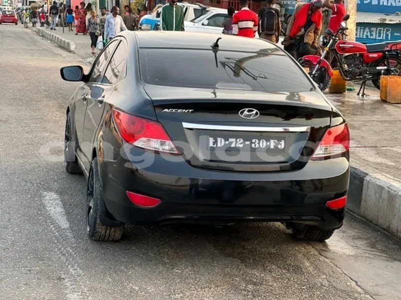 Big with watermark hyundai accent luanda province luanda 38796