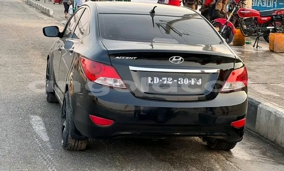 Acheter Occasion Voiture Hyundai Accent Noir à Luanda, Province de Luanda Acheter Occasion Voiture Hyundai Accent Noir à Luanda, Province de Luanda