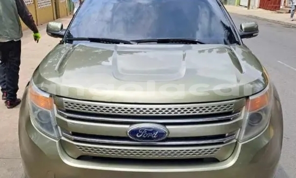 Acheter Occasion Voiture Ford Escape Vert à Luanda, Province de Luanda Acheter Occasion Voiture Ford Escape Vert à Luanda, Province de Luanda