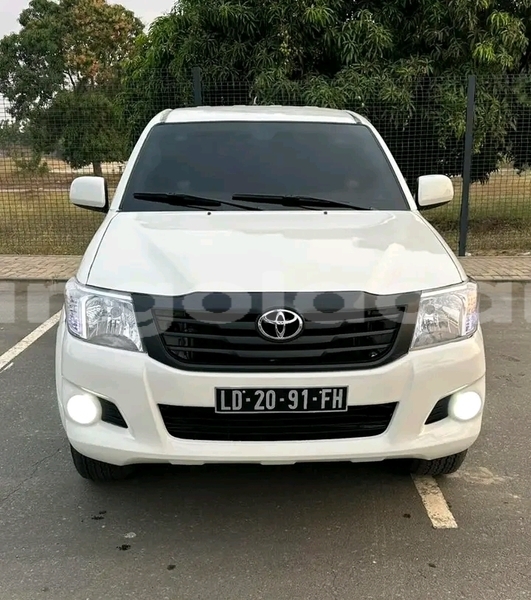 Big with watermark toyota hilux luanda province luanda 38802