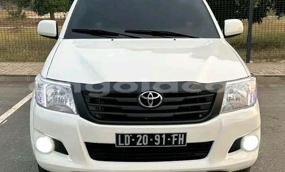 Comprar Usado Toyota Hilux Branco Carro em Luanda em Luanda Province Comprar Usado Toyota Hilux Branco Carro em Luanda em Luanda Province