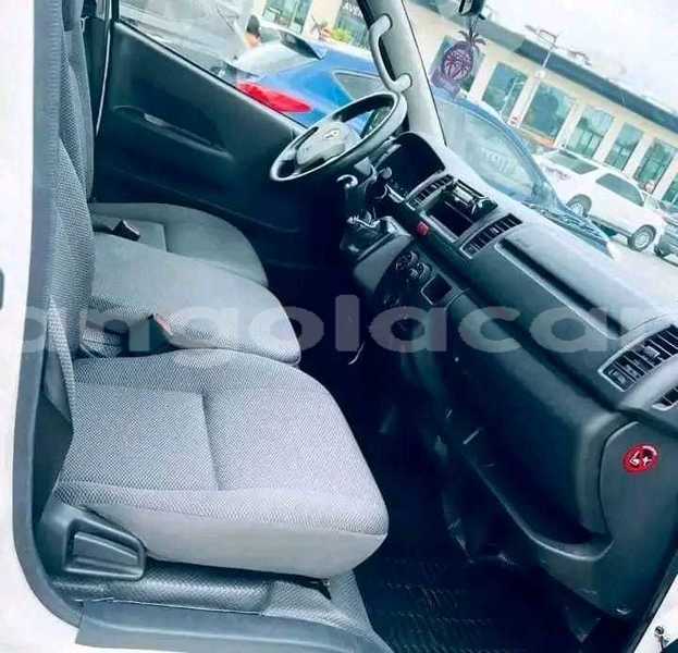 Big with watermark toyota hiace luanda province luanda 38803