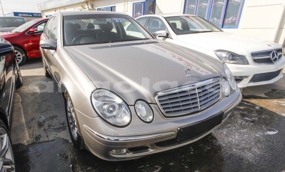 Comprar Importar Mercedes-Benz 200 Outro Carro em Import - Dubai em Bengo Province Comprar Importar Mercedes-Benz 200 Outro Carro em Import - Dubai em Bengo Province