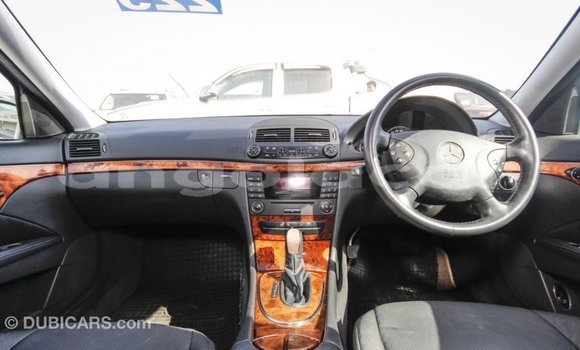 Comprar Importar Mercedes-Benz 200 Outro Carro em Import - Dubai em Bengo Province Comprar Importar Mercedes-Benz 200 Outro Carro em Import - Dubai em Bengo Province