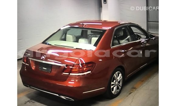 Comprar Importar Mercedes-Benz 190 Outro Carro em Import - Dubai em Bengo Province Comprar Importar Mercedes-Benz 190 Outro Carro em Import - Dubai em Bengo Province