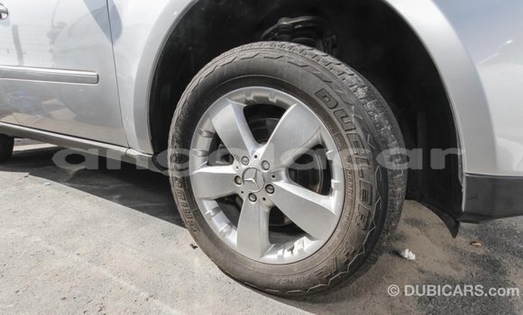 Comprar Importar Mercedes-Benz 190 Outro Carro em Import - Dubai em Bengo Province Comprar Importar Mercedes-Benz 190 Outro Carro em Import - Dubai em Bengo Province