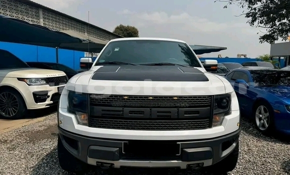 Acheter Occasion Voiture Ford F–150 Blanc à Luanda, Province de Luanda Acheter Occasion Voiture Ford F–150 Blanc à Luanda, Province de Luanda