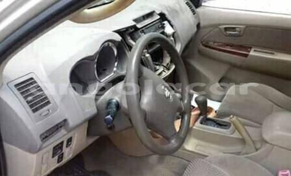 Comprar Usado Toyota Fortuner Prata Carro em Luanda em Luanda Province Comprar Usado Toyota Fortuner Prata Carro em Luanda em Luanda Province