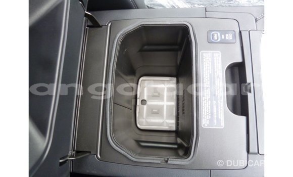 Comprar Importar Lexus LX Branco Carro em Import - Dubai em Bengo Province Comprar Importar Lexus LX Branco Carro em Import - Dubai em Bengo Province