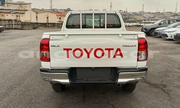 Acheter Occasion Voiture Toyota Hilux Blanc à Luanda, Province de Luanda Acheter Occasion Voiture Toyota Hilux Blanc à Luanda, Province de Luanda