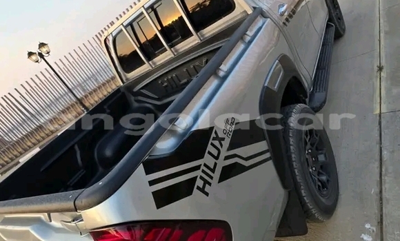 Comprar Usado Toyota Hiluxe Revo Bege Carro em Luanda em Luanda Province Comprar Usado Toyota Hiluxe Revo Bege Carro em Luanda em Luanda Province