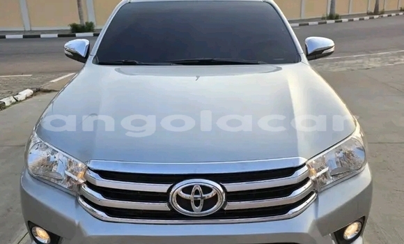 Comprar Usado Toyota Hiluxe Revo Bege Carro em Luanda em Luanda Province Comprar Usado Toyota Hiluxe Revo Bege Carro em Luanda em Luanda Province