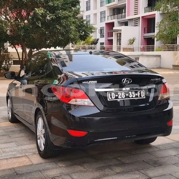 Big with watermark hyundai accent luanda province luanda 38962