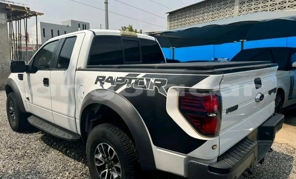 Comprar Usado Ford F–150 Branco Carro em Luanda em Luanda Province Comprar Usado Ford F–150 Branco Carro em Luanda em Luanda Province
