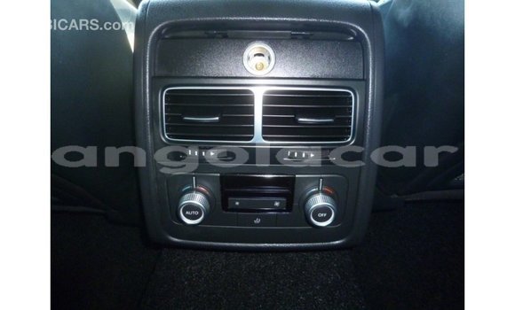 Acheter Import Voiture Volkswagen Touareg Blanc à Import - Dubai, Province de Bengo Acheter Import Voiture Volkswagen Touareg Blanc à Import - Dubai, Province de Bengo