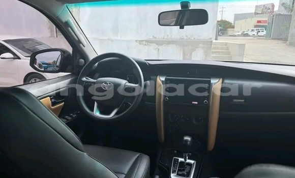 Acheter Occasion Voiture Toyota Fortuner Noir à Luanda, Province de Luanda Acheter Occasion Voiture Toyota Fortuner Noir à Luanda, Province de Luanda