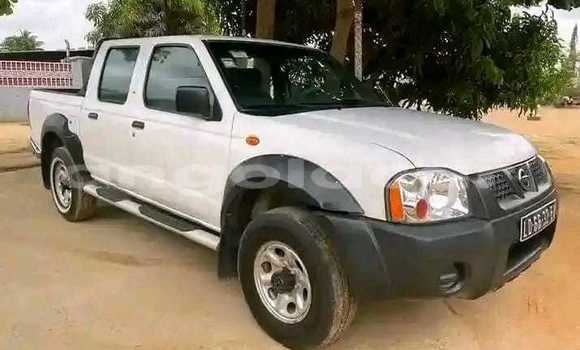 Buy Used Nissan Hardbody White Car in Luanda in Luanda Province Buy Used Nissan Hardbody White Car in Luanda in Luanda Province