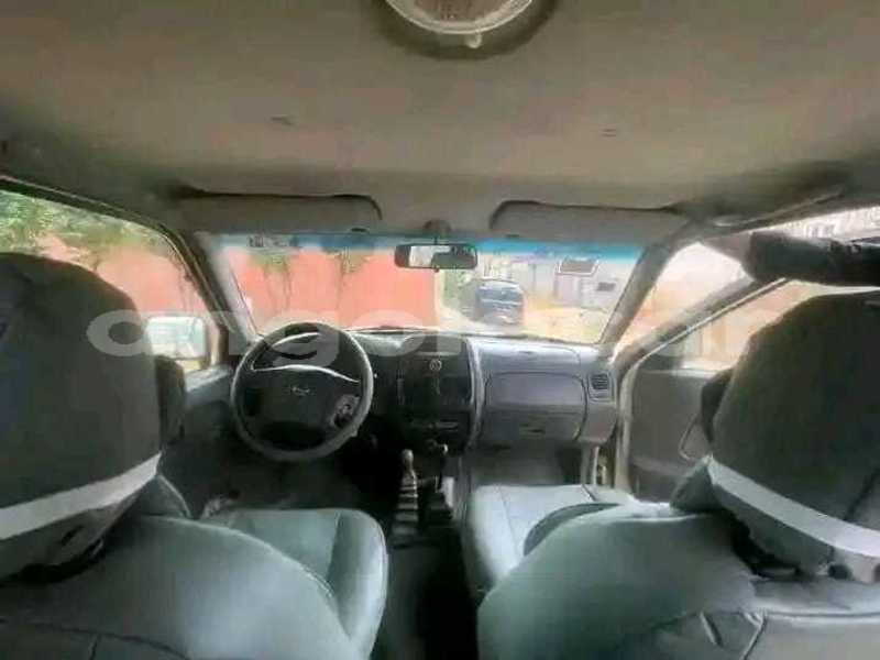 Big with watermark nissan hardbody luanda province luanda 39083