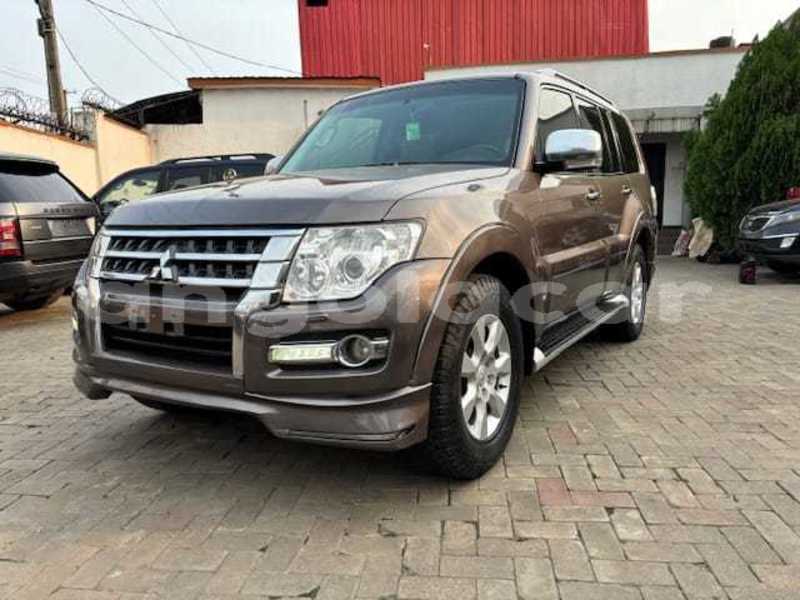 Big with watermark mitsubishi pajero luanda province luanda 39090