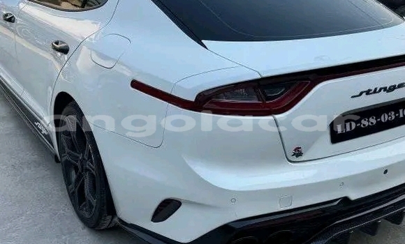 Acheter Occasion Voiture Kia Stinger Blanc à Luanda, Province de Luanda Acheter Occasion Voiture Kia Stinger Blanc à Luanda, Province de Luanda
