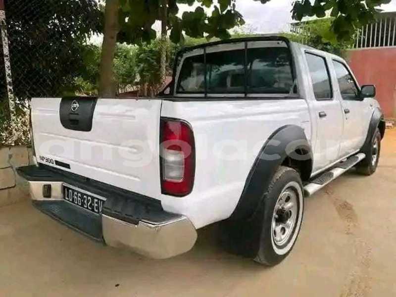 Big with watermark nissan hardbody luanda province luanda 39096
