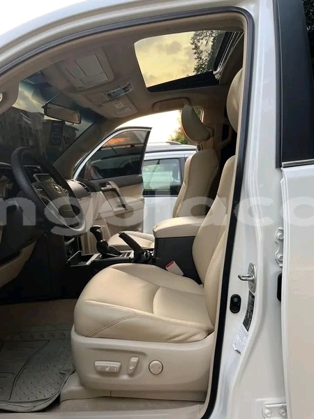 Big with watermark toyota land cruiser prado luanda province luanda 39098