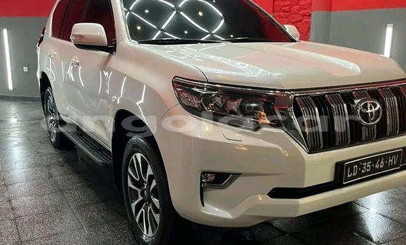 Comprar Usado Toyota Land Cruiser Branco Carro em Luanda em Luanda Province Comprar Usado Toyota Land Cruiser Branco Carro em Luanda em Luanda Province