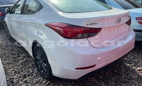 Buy Used Hyundai Elantra White Car in Luanda in Luanda Province Buy Used Hyundai Elantra White Car in Luanda in Luanda Province