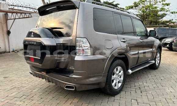 Comprar Usado Mitsubishi Pajero Sport Prata Carro em Luanda em Luanda Province Comprar Usado Mitsubishi Pajero Sport Prata Carro em Luanda em Luanda Province